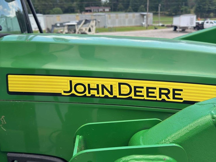 2020-john-deere-6120e-image-13