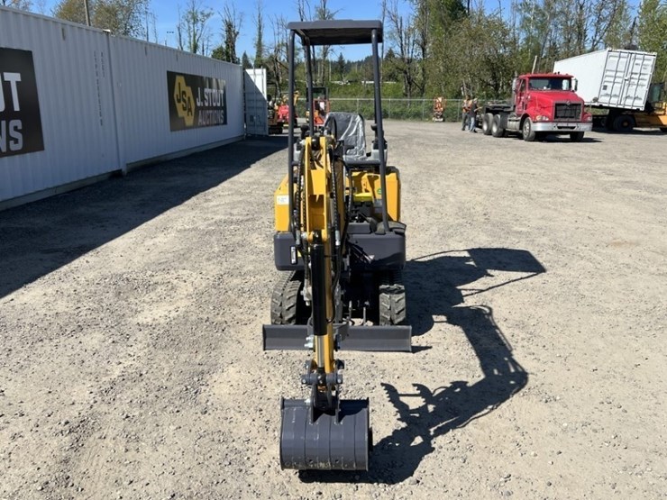 2025-cfg-mx20r-mini-hydraulic-excavator-image-8