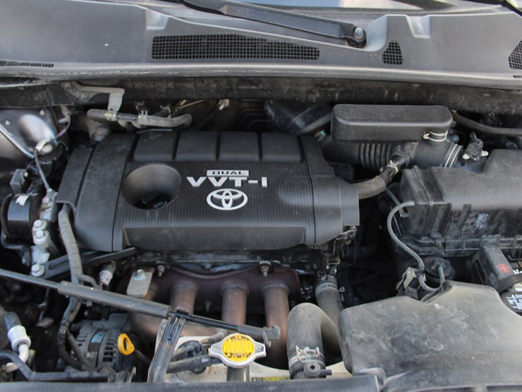 2010-toyota-highlander-image-15