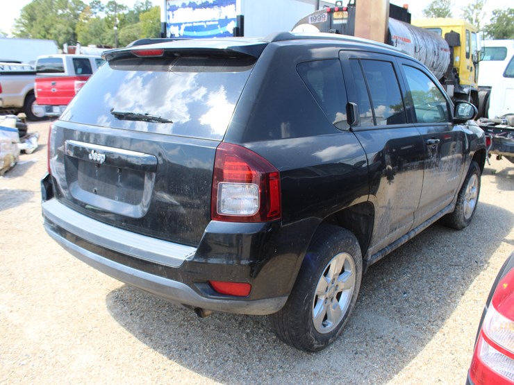 2014-jeep-compass-image-3