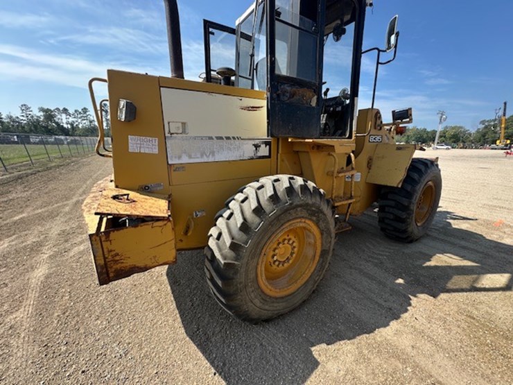 #2286-•-tcm-835-2-series-rubber-tire-loader-image-15