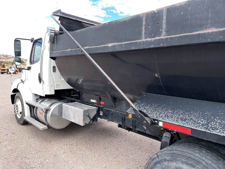 #1007-•-2013-freightliner-dump-truck-(elephant-butte,-nm)-(nm-title)-image-36