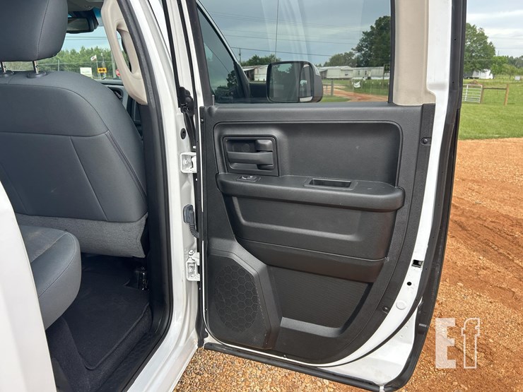 2018-dodge-1500-image-19