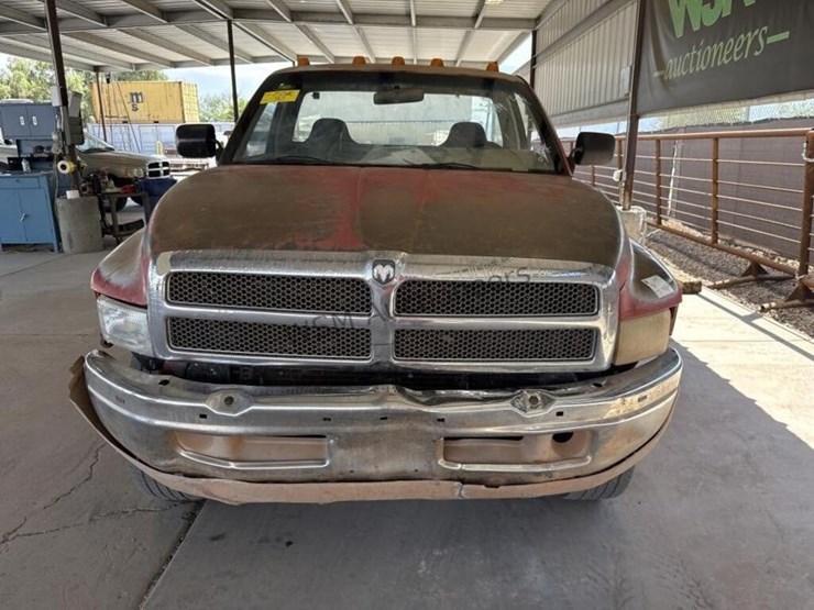 1994-dodge-ram-2500-image-3