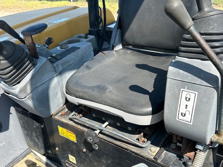 2012-caterpillar-305e-cr-image-69