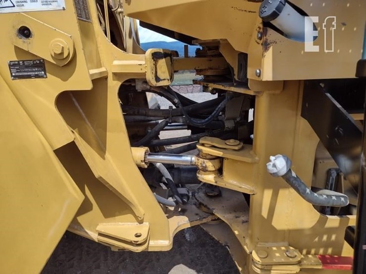 2002-caterpillar-938g-image-24