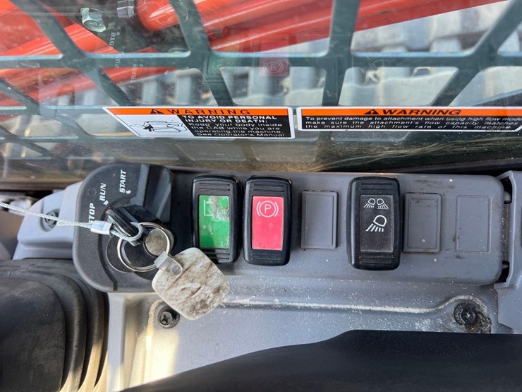 kubota-svl97-2-image-28