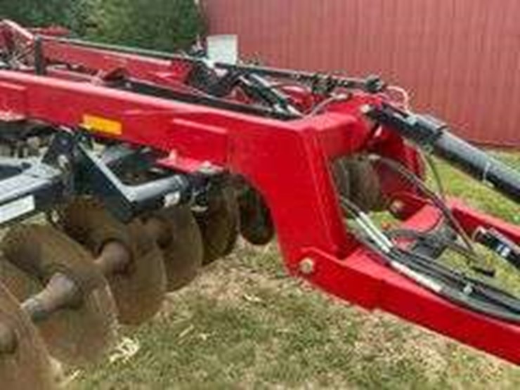 2011-case-ih-870-ecolo-tiger-disk-ripper-7-shank,-spring-loaded-shanks,-hyd.-front-discs,-image-3