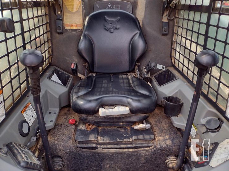 2014-bobcat-t590-image-13