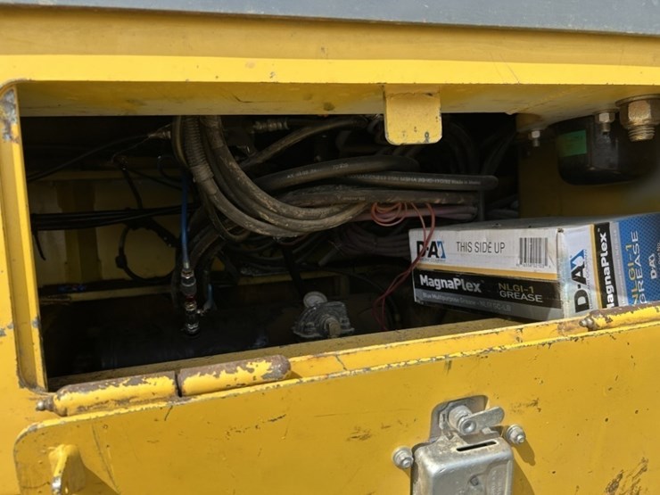 2018-komatsu-pc490-lc-11-image-58
