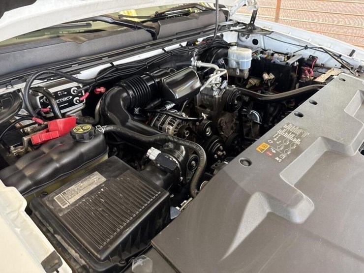 2012-chevrolet-silverado-1500-image-11