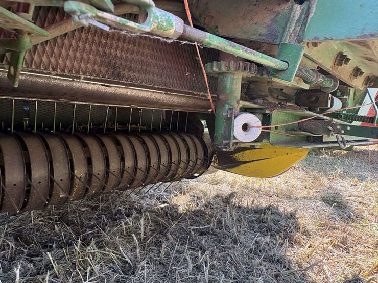 john-deere-435-image-21