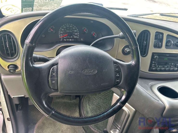 2002-ford-e150-image-11
