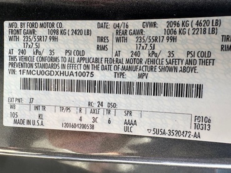 2017-ford-escape-image-32