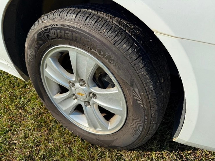 2012-chevrolet-impala-**salvage-title,-actual-image-22