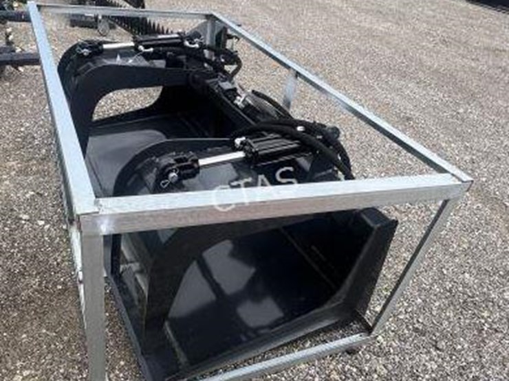 #126-•-wolverine-72"-skid-steer-rock/brush-grapple-bucket-image-2