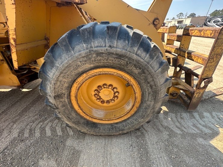 #2286-•-tcm-835-2-series-rubber-tire-loader-image-29