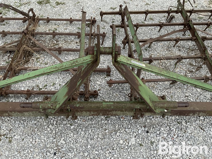 john-deere-25-image-9