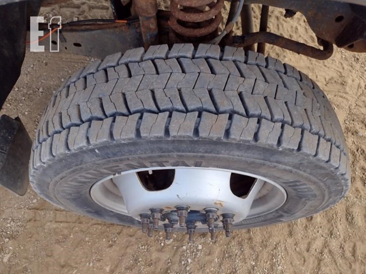 2012-ford-f550-image-19