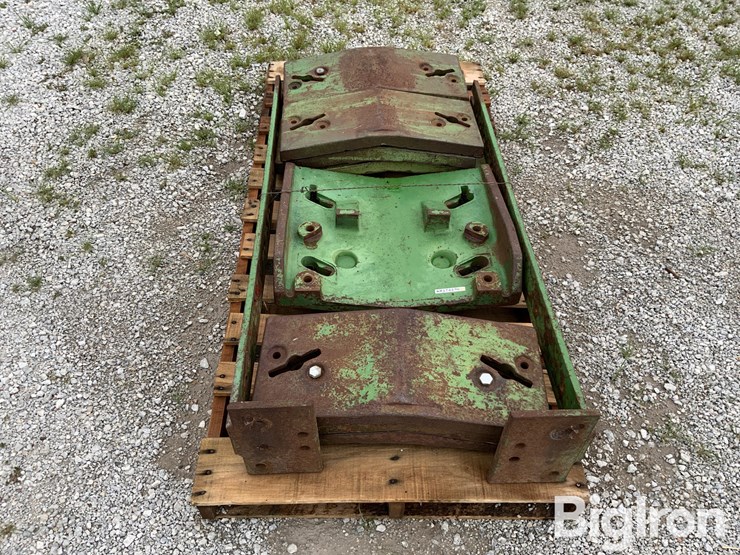 john-deere-10-image-2