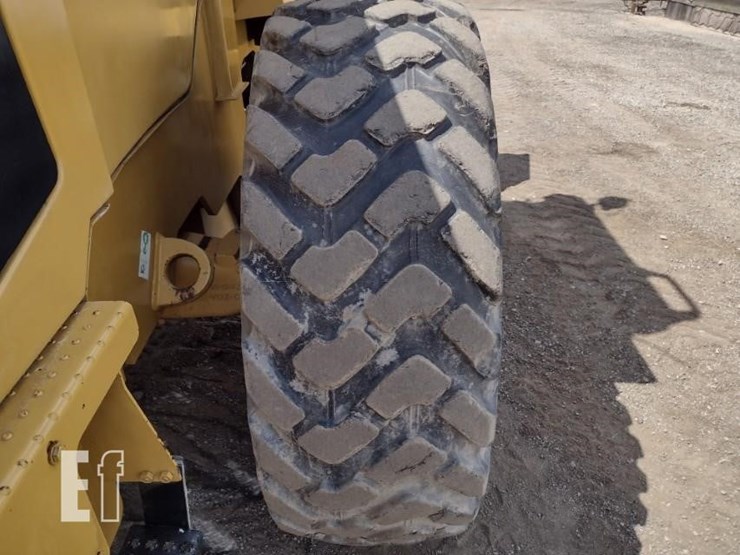 2002-caterpillar-938g-image-22
