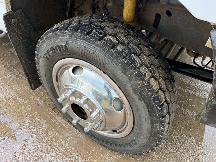 2000-ford-f450-image-31