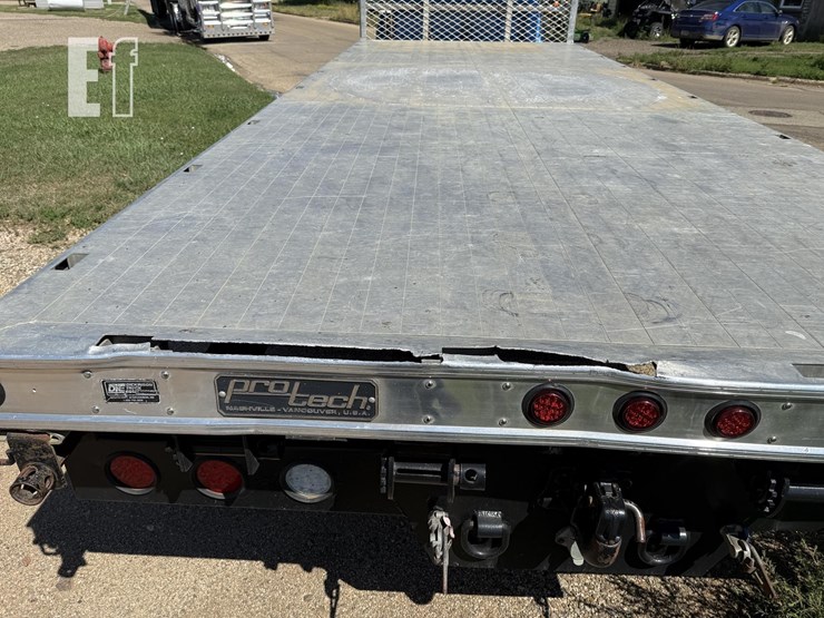 2005-kenworth-t300-image-19