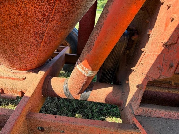 farmhand-feed-master-hammer-mill-image-10