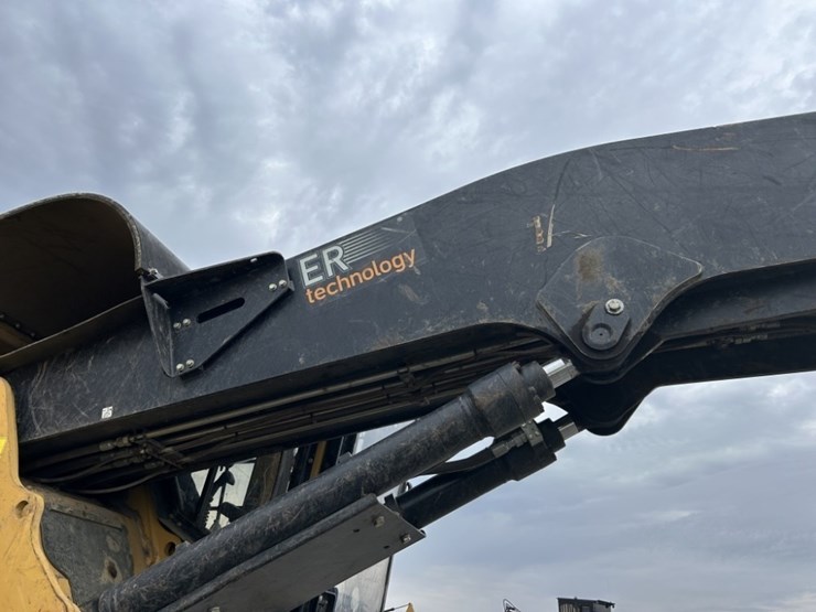 2022-tigercat-lsx870d-log-loader-image-52