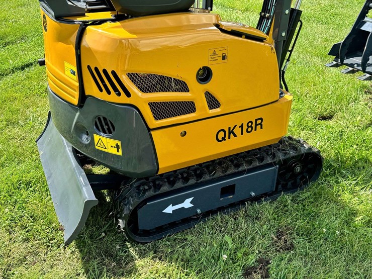 2025-cfg-industrial-qk18r-compact-excavator-...-unused-image-5
