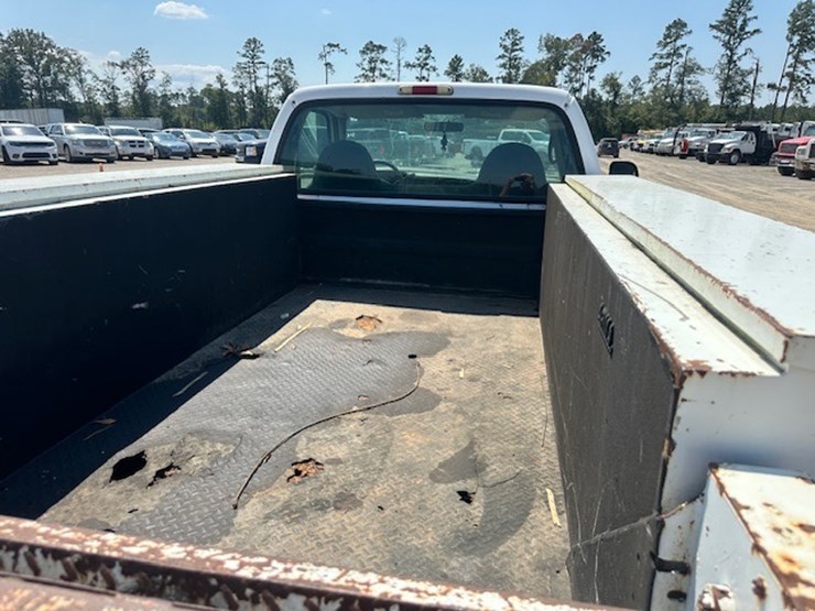 2002-ford-f250-image-9