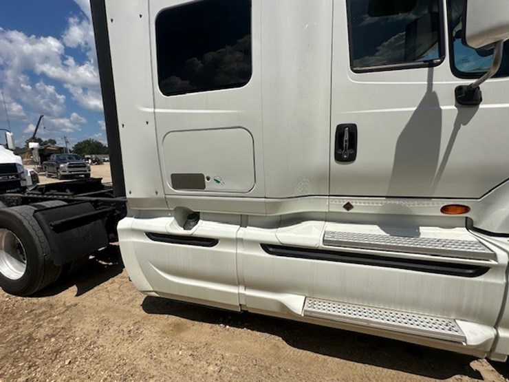 2015-international-prostar-image-37