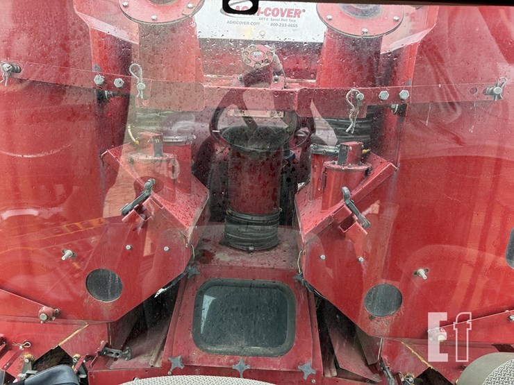2010-case-ih-titan-3520-image-73