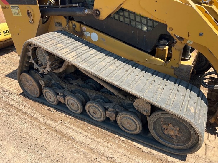 2016-caterpillar-277d-image-12