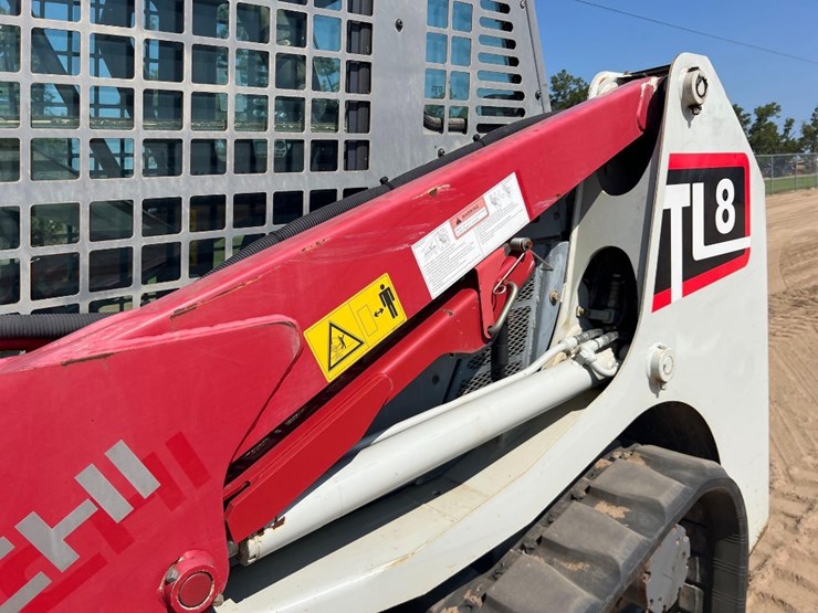 2018-takeuchi-tl8-image-20