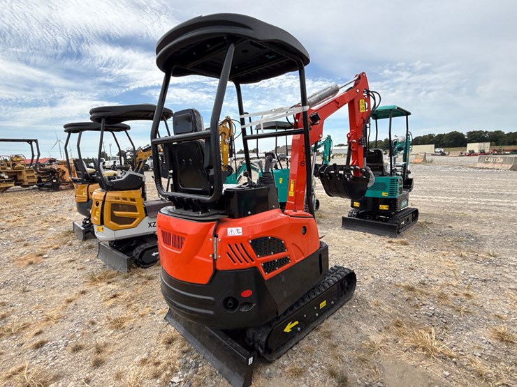 #220-•-#26494-•-unused-cfg-nt18k-mini-excavator-nt18k2025z0626029-image-3