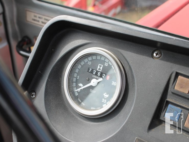massey-ferguson-698-image-11