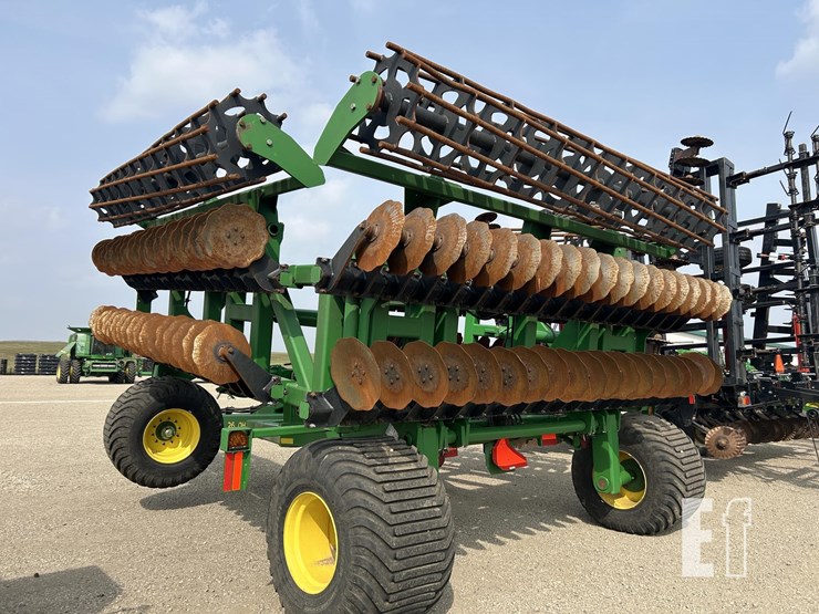2019-john-deere-2680h-image-6