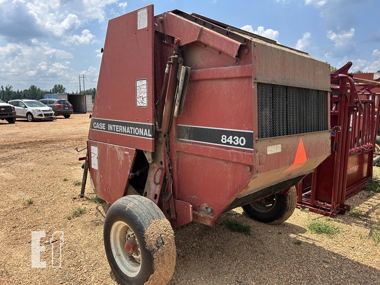case-ih-8430-image-4