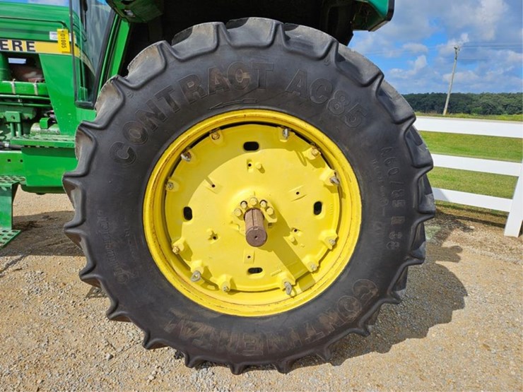 john-deere-4050-image-42