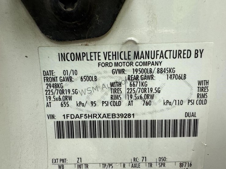 2010-ford-f550-image-14