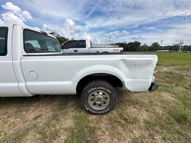 2005-ford-f250-image-11