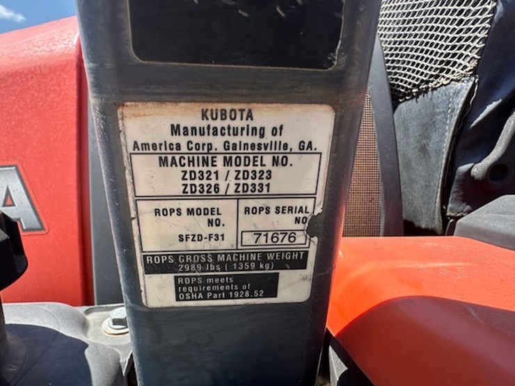 kubota-zd326-image-28