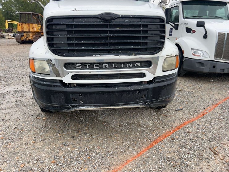 freightliner-sterling-s/a-daycab-truck-image-6