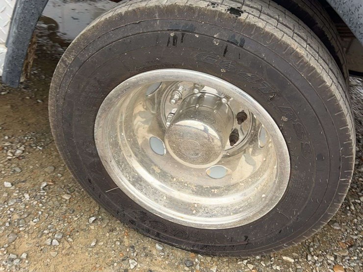ford-f450-xl-image-22