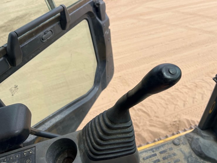2018-komatsu-pc360-lc-11-image-38