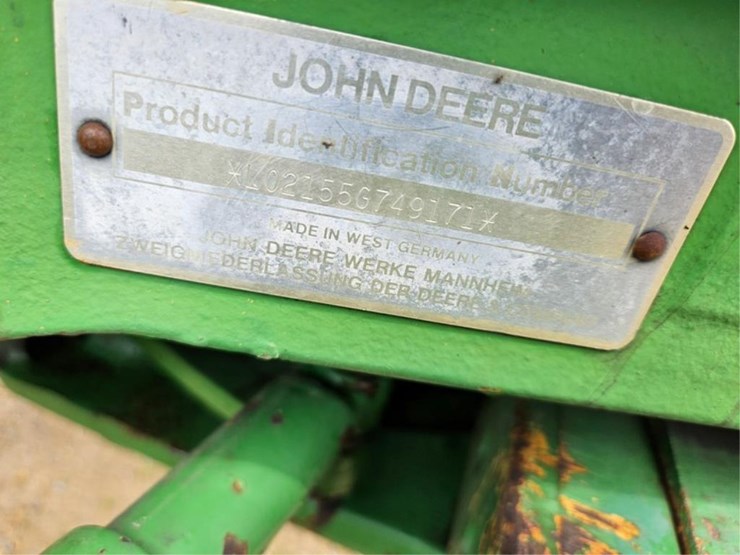 john-deere-2155-image-44