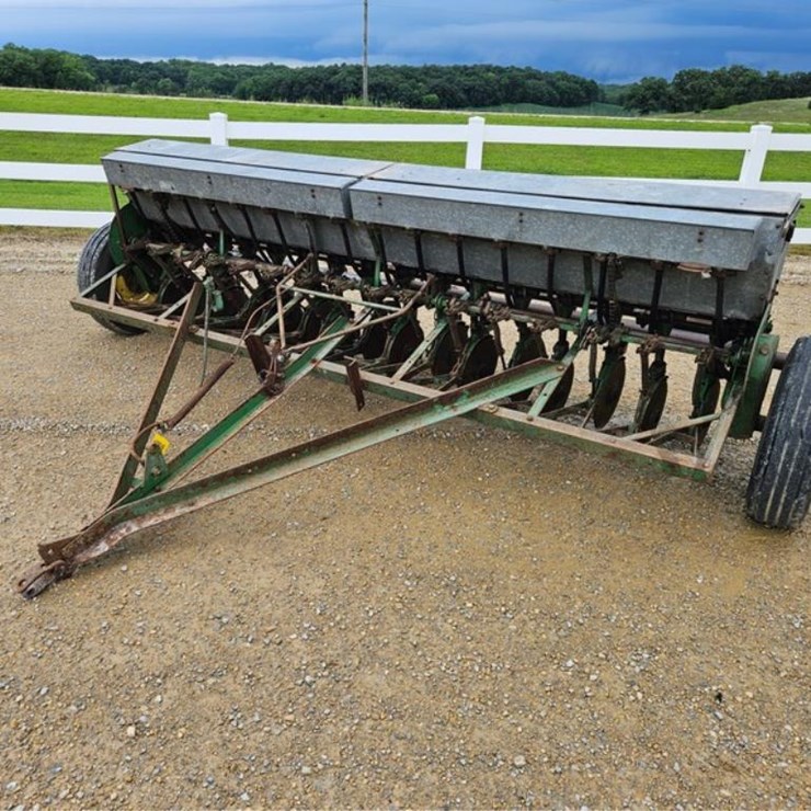 JOHN DEERE 11