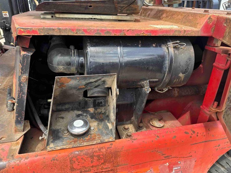 taylor-tdf-60s-straight-mast-forklift-image-10