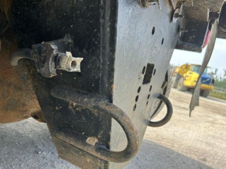 2005-volvo-tri/a-dump-truck-4v5k99gh55n391882-image-104